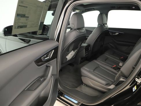 New 2026 Audi Q7 2.0T Premium image 27