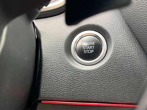 Used 2019 Toyota Corolla XSE image 22