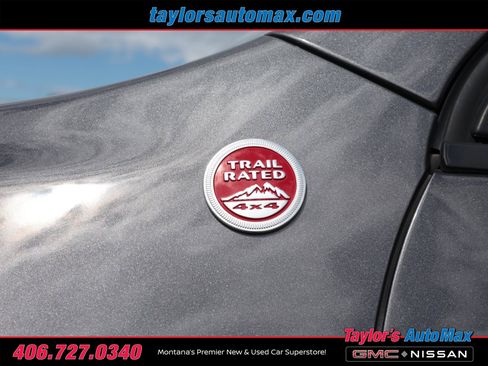 Used 2019 Jeep Cherokee Trailhawk AWD/4WD image 42