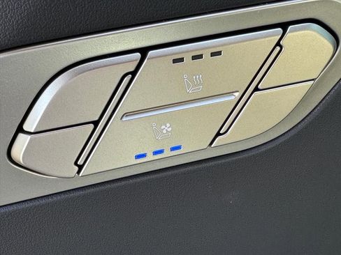 New 2027 Kia Telluride EX w/ Towing Package image 13