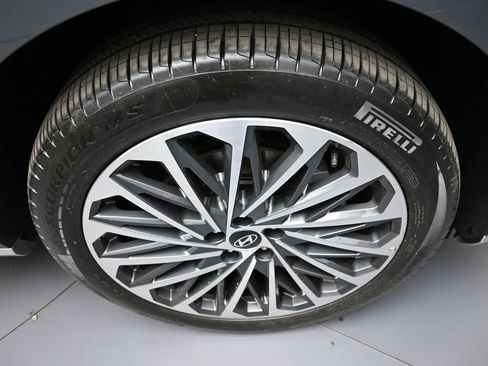 Used 2026 Hyundai Palisade Calligraphy AWD/4WD image 13