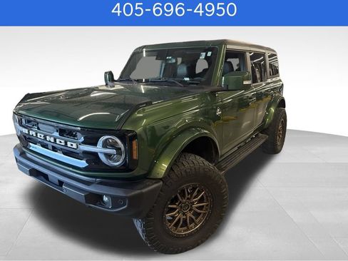 Used 2024 Ford Bronco Outer Banks AWD/4WD image 1