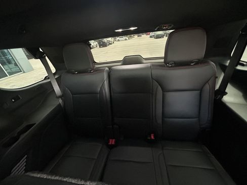 Used 2024 GMC Yukon SLE w/ Max Trailering Package RWD image 15