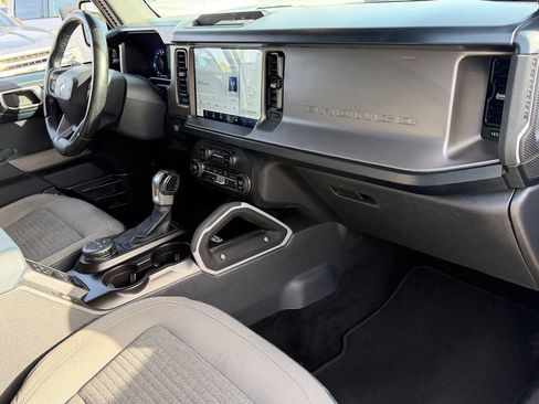 Certified 2021 Ford Bronco Outer Banks AWD/4WD image 16