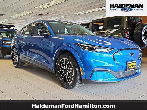 New 2025 Ford Mustang Mach-E Premium image 1