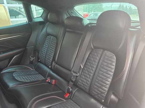 Used 2019 Maserati Levante GTS AWD/4WD image 11