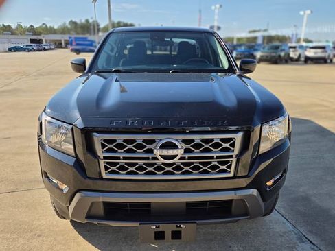 Used 2022 Nissan Frontier SV image 9