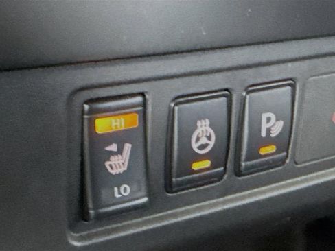 New 2025 Nissan Frontier SV w/ SV Convenience Package image 22