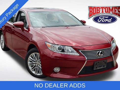 Used 2015 Lexus ES 350 w/ Luxury Package FWD image 1