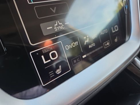 Used 2022 Subaru Outback Premium w/ Popular Package #1 image 27