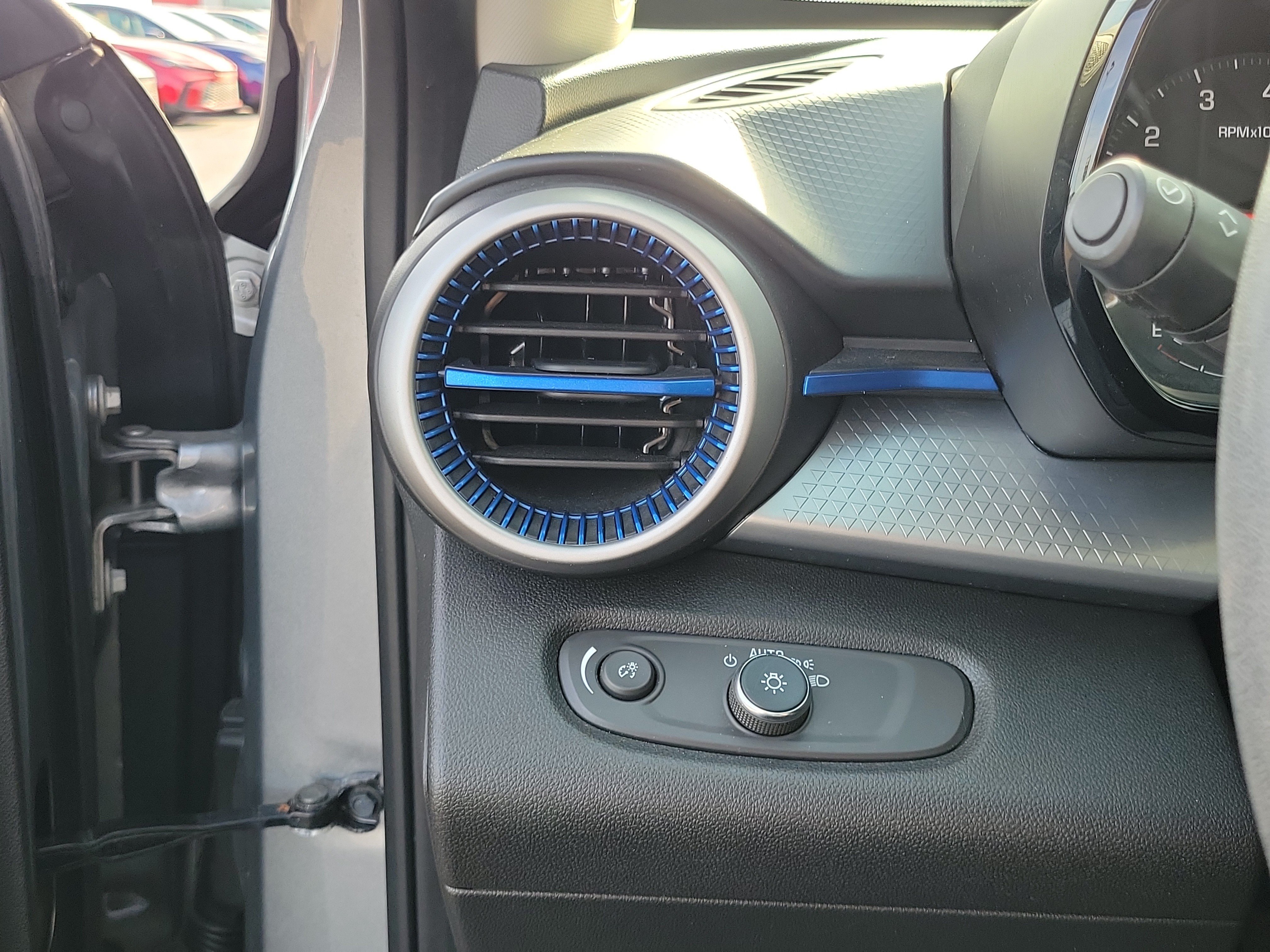 Used 2024 Chevrolet Trax LS w/ Driver Confidence Package FWD image 21