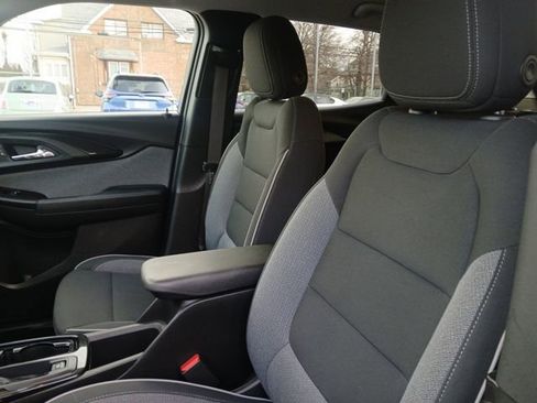 Used 2023 Chevrolet TrailBlazer LT w/ Convenience Package image 21