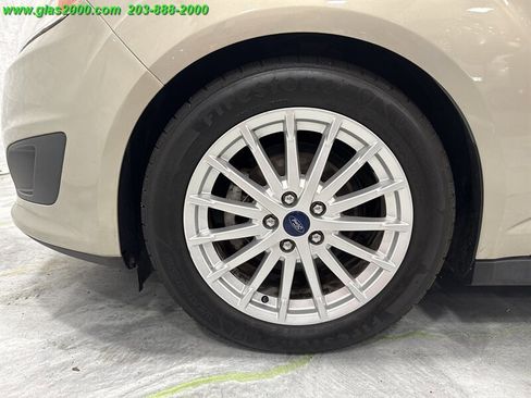 Used 2016 Ford C-MAX SE image 16