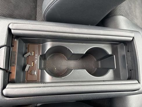 Certified 2023 Toyota GR86 Premium w/ ALL Weather Mat Package (TMS) image 33