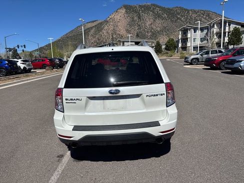 Used 2011 Subaru Forester 2.5X Touring w/ Popular Equipment Group 4A image 4