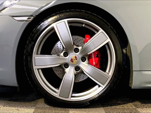 Used 2025 Porsche 718 Boxster S image 11