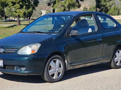 Used 2003 Toyota Echo Coupe image 2