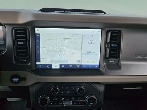 Used 2024 Ford Bronco Wildtrak AWD/4WD image 20