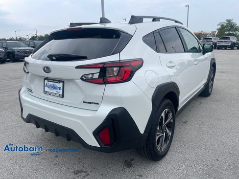 Used 2026 Subaru Crosstrek 2.5i Premium AWD/4WD image 5