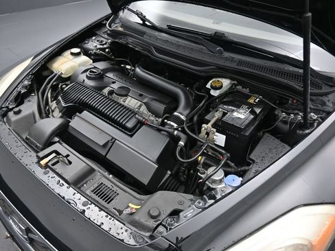Used 2011 Volvo C70 T5 FWD image 39