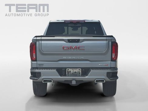 Used 2025 GMC Sierra 1500 AT4 w/ AT4 Premium Package AWD/4WD image 6