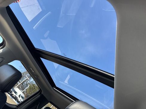 Used 2023 Ford F150 Lariat image 25