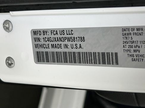 Used 2023 Jeep Wrangler Sport image 28