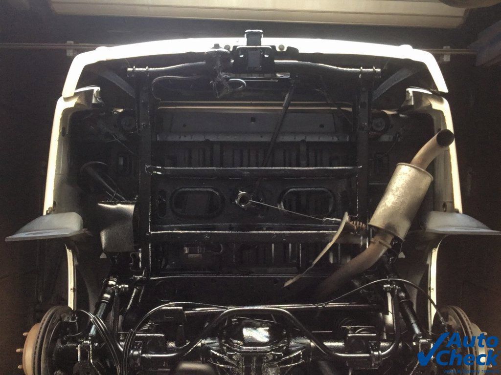 Used 2011 Chevrolet Avalanche LTZ AWD/4WD image 14