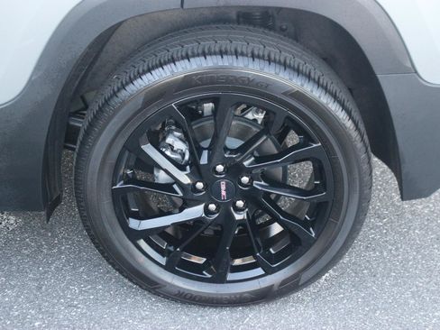 Used 2023 GMC Terrain SLE w/ Driver Convenience Package AWD/4WD image 36