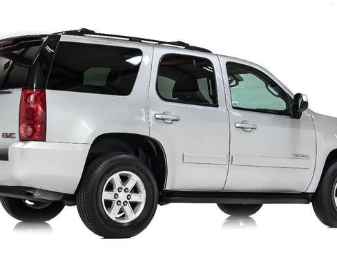 Used 2013 GMC Yukon SLE image 3