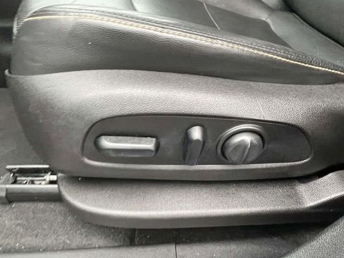 Certified 2018 Chevrolet Equinox Premier image 16