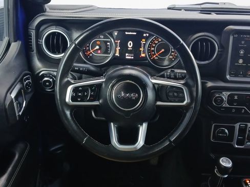 Used 2018 Jeep Wrangler Unlimited Sahara AWD/4WD image 21