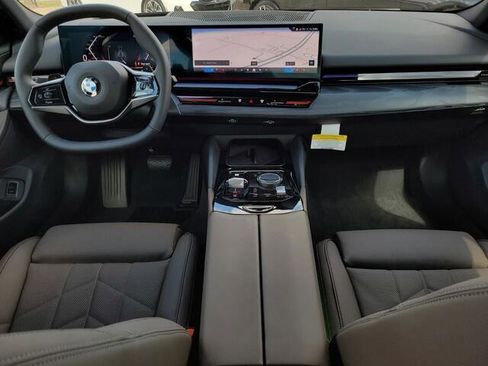 New 2026 BMW 530i image 34