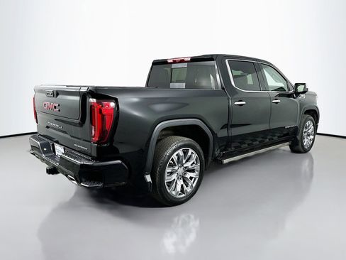 Used 2024 GMC Sierra 1500 Denali image 8