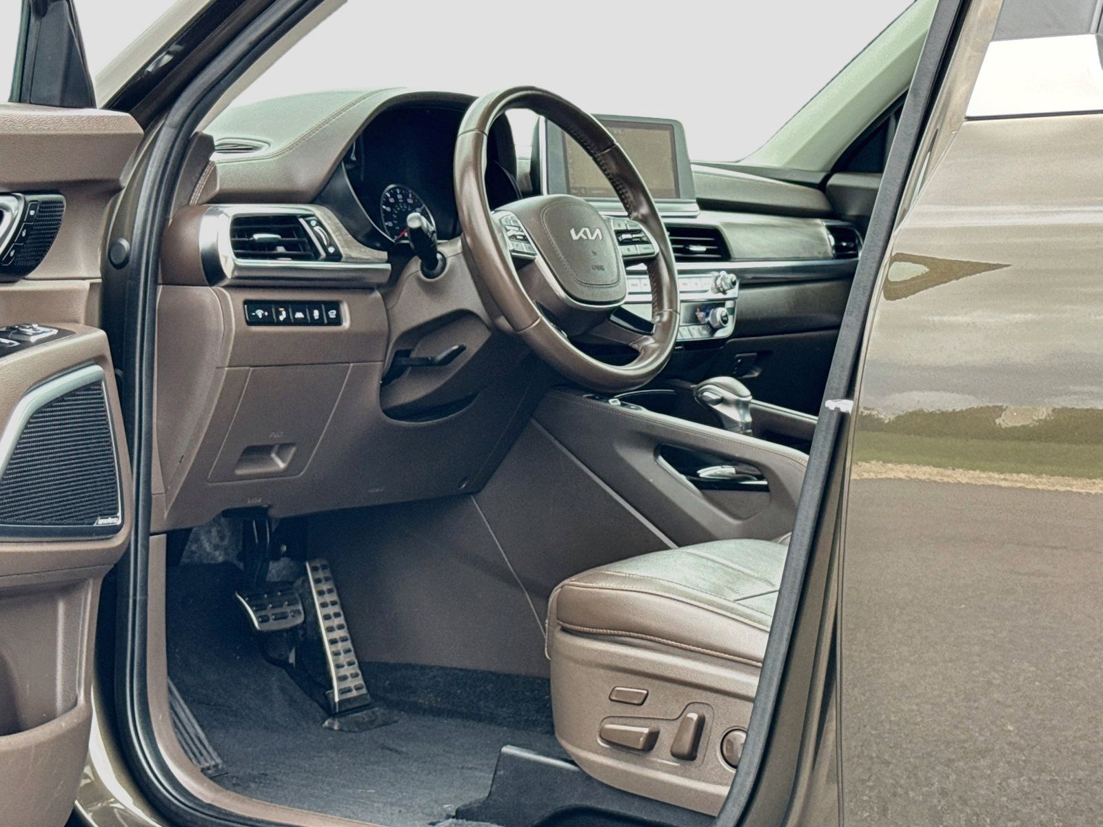 Used 2022 Kia Telluride SX FWD image 11