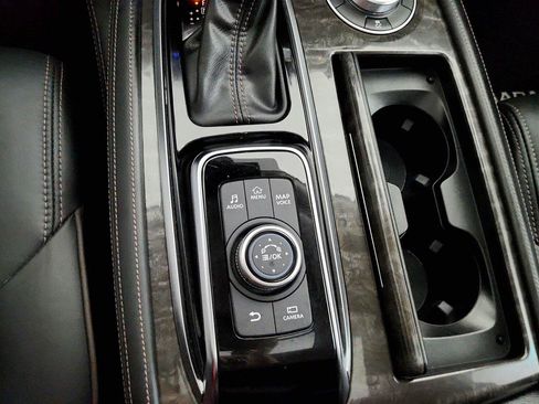Used 2023 Nissan Armada Platinum w/ Cargo Package AWD/4WD image 34