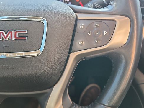 Used 2018 GMC Acadia Denali w/ Technology Package image 17