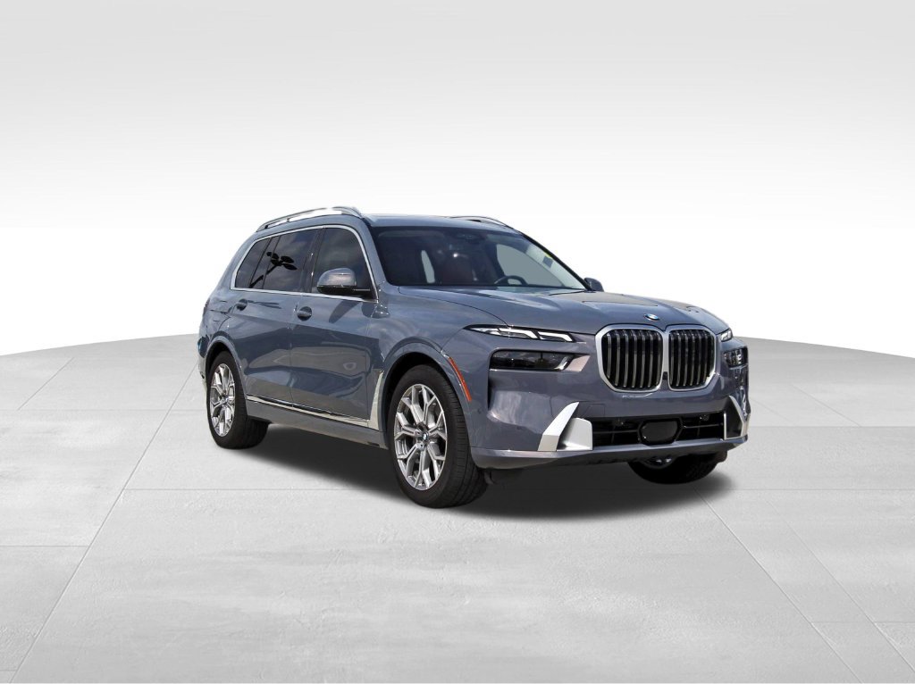Used 2026 BMW X7 xDrive40i AWD/4WD image 1