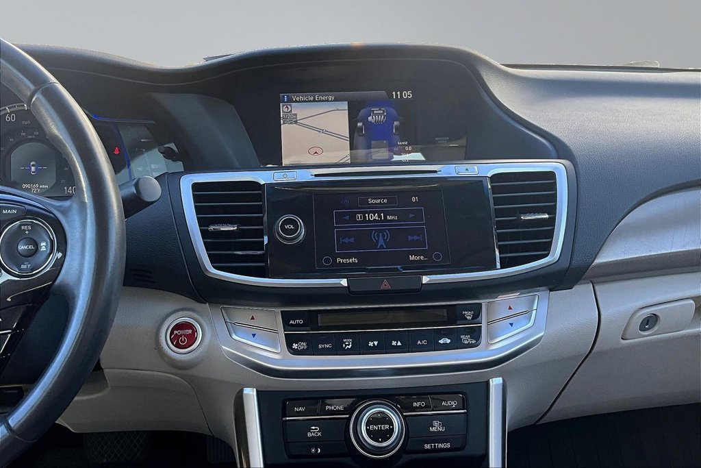 Used 2014 Honda Accord Plug-In Sedan image 9