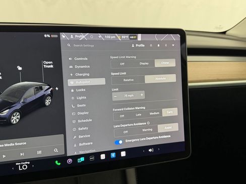 Used 2021 Tesla Model Y Long Range AWD/4WD image 22