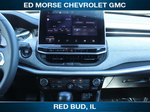 Used 2024 Jeep Compass Latitude AWD/4WD image 12