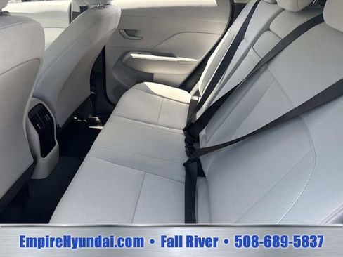 Used 2024 Hyundai Kona SEL AWD/4WD image 14