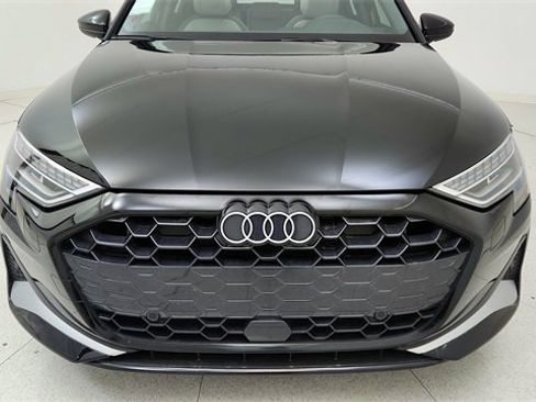 Used 2025 Audi A3 2.0T Premium image 8