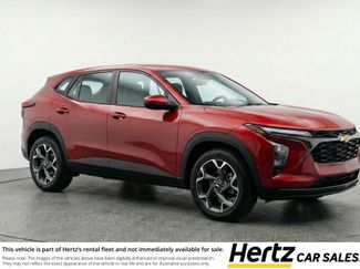 Used 2025 Chevrolet Trax LT video 1