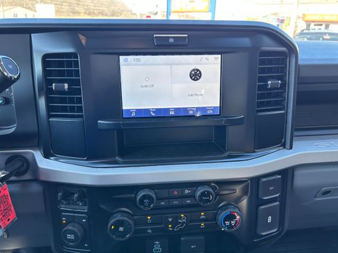 New 2025 Ford F550 4x4 Regular Cab Super Duty image 33