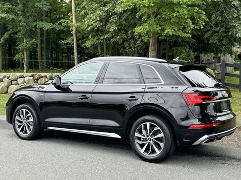 Used 2023 Audi Q5 2.0T Premium w/ Convenience Package AWD/4WD image 16