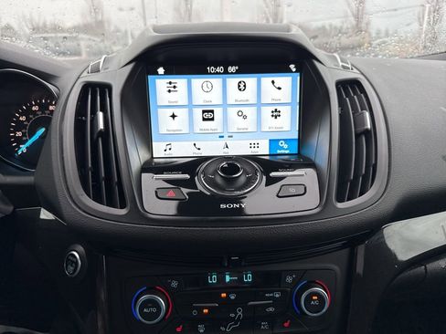 Used 2019 Ford Escape Titanium image 11