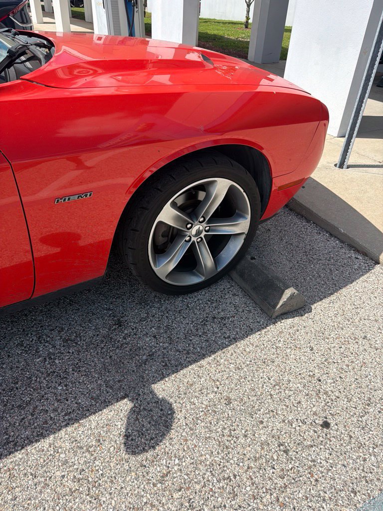 Used 2017 Dodge Challenger R/T RWD image 2