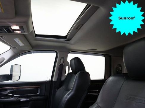 Used 2016 RAM 3500 Laramie w/ Convenience Group image 17