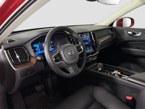 Certified 2023 Volvo XC60 B5 Plus w/ Protection Package Premier FWD image 10